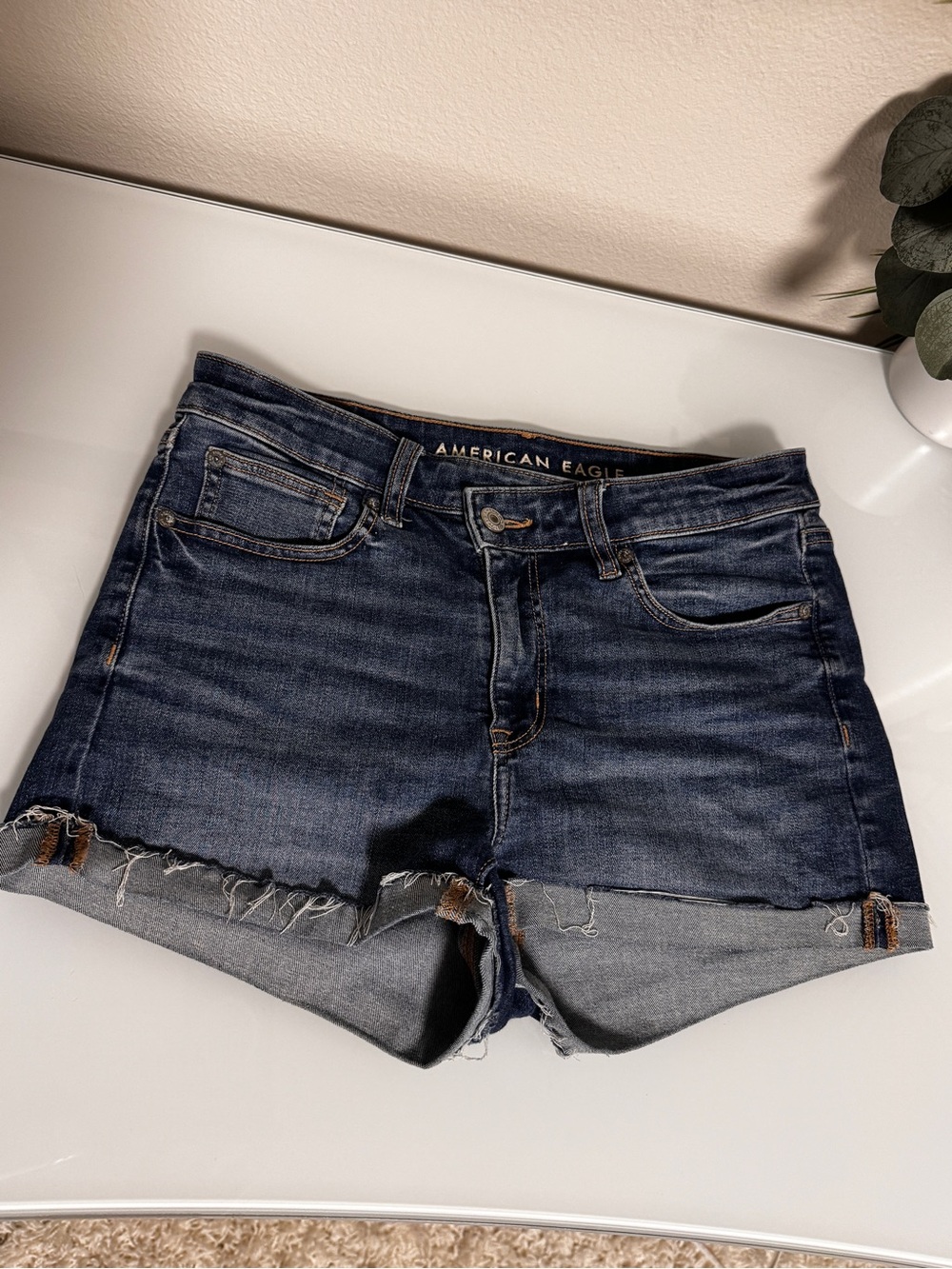 American Eagle Denim Cutoff Shorts (sz 6)